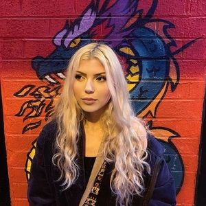 Meet your Posher, Cassie